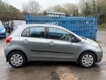 Used Toyota Yaris 2009 for sale - 78814939: Photo
