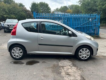 Used Peugeot 107 2011 for sale - 79564908: Photo