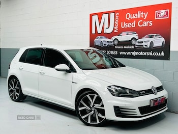 Used Volkswagen Golf 2017 for sale - 75647429: Photo