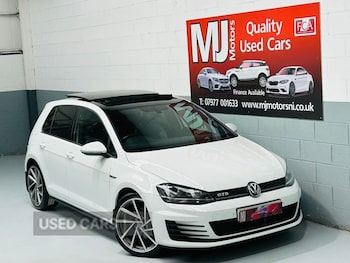 Used Volkswagen Golf 2017 for sale - 78232315: Photo