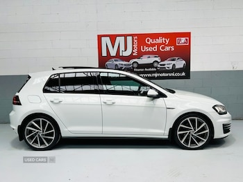 Used Volkswagen Golf 2017 for sale - 78232315: Photo