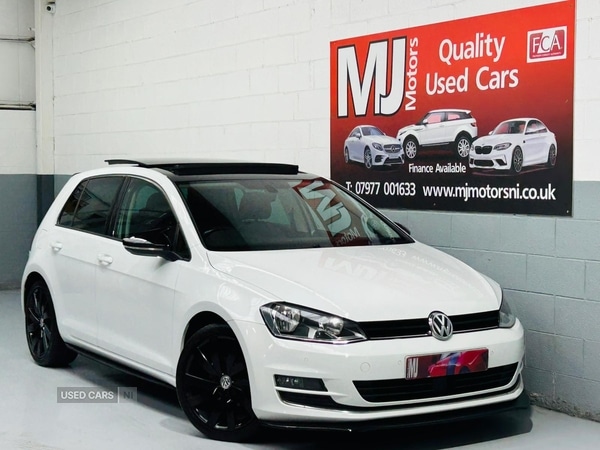 Used Volkswagen Golf 2017 for sale - 76419466: Photo 1