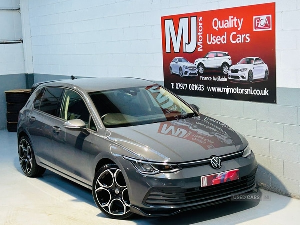 Used Volkswagen Golf 2023 for sale - 76646897: Photo 2