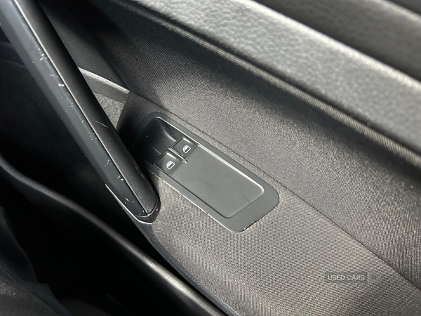 Used Volkswagen Golf 2014 for sale - 76350290: Photo 33