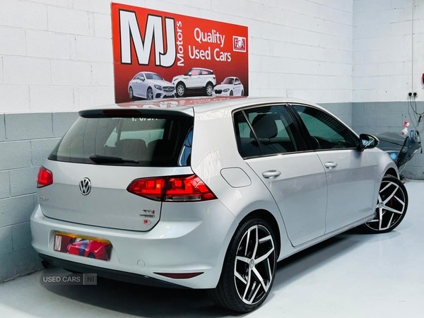 Used Volkswagen Golf 2014 for sale - 76350290: Photo 5
