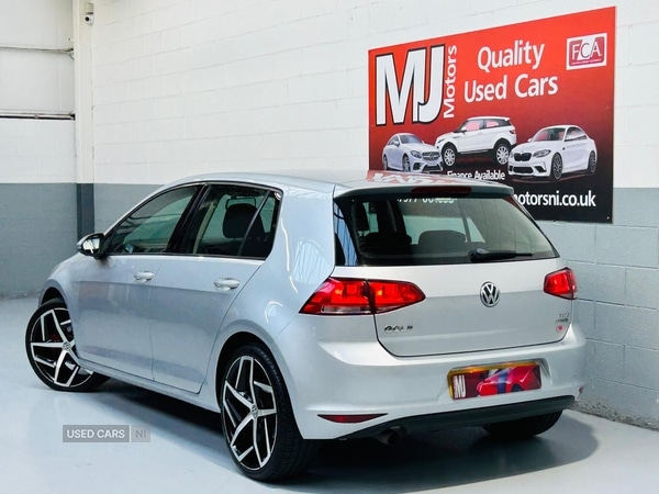 Used Volkswagen Golf 2014 for sale - 76350290: Photo 8