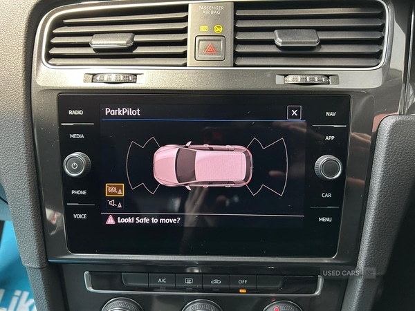 Used Volkswagen Golf 2018 for sale - 76899872: Photo 29