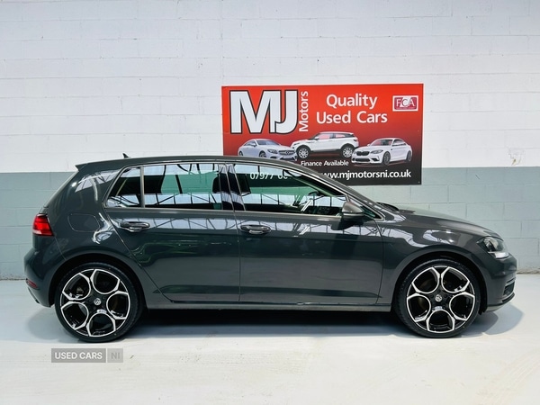 Used Volkswagen Golf 2018 for sale - 76899872: Photo 4