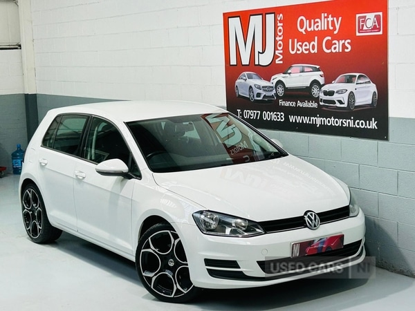 Used Volkswagen Golf 2015 for sale - 77884018: Photo 2