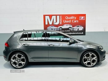 Used Volkswagen Golf 2017 for sale - 78549460: Photo