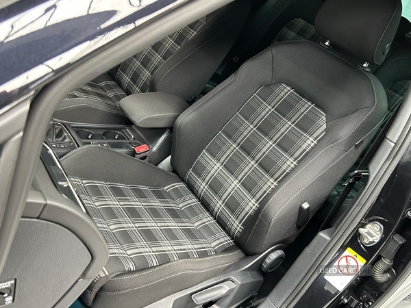 Used Volkswagen Golf 2017 for sale - 76378255: Photo 20