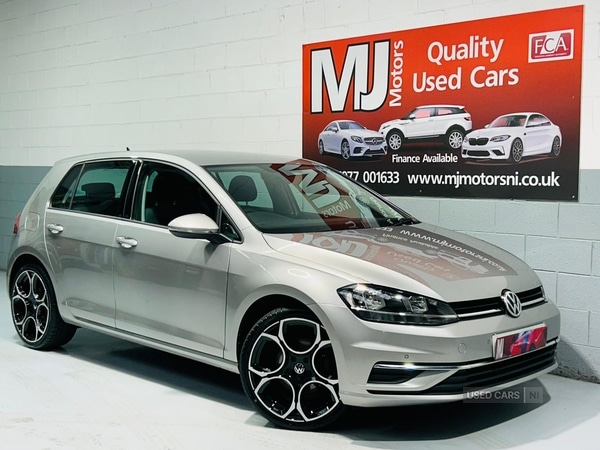 Used Volkswagen Golf 2017 for sale - 77426436: Photo 3