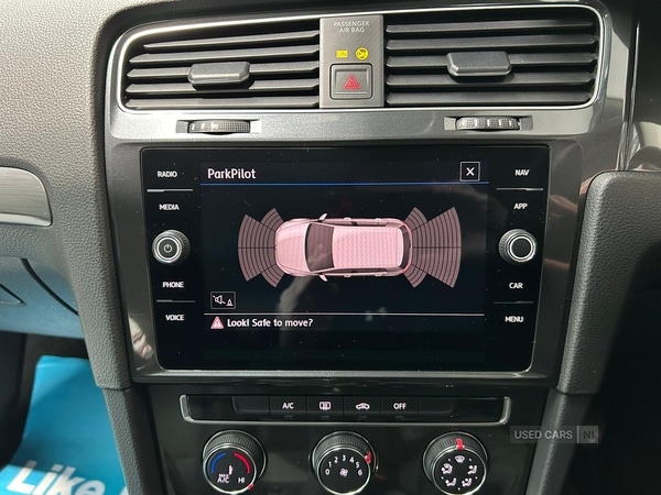 Used Volkswagen Golf 2017 for sale - 77426436: Photo 30