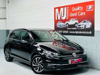 Used Volkswagen Golf 2019 for sale - 74889380: Photo