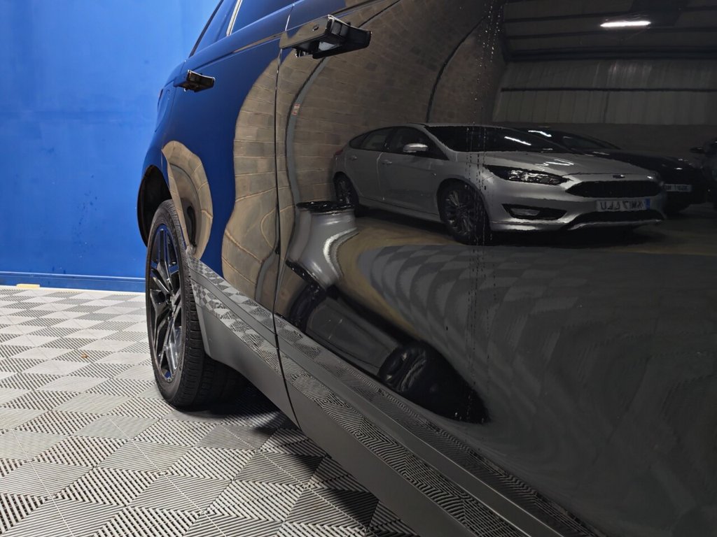 Used Land Rover Range Rover Velar 2018 for sale - 76593468: Photo 41