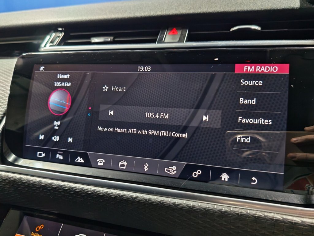 Used Land Rover Range Rover Velar 2018 for sale - 76593468: Photo 50