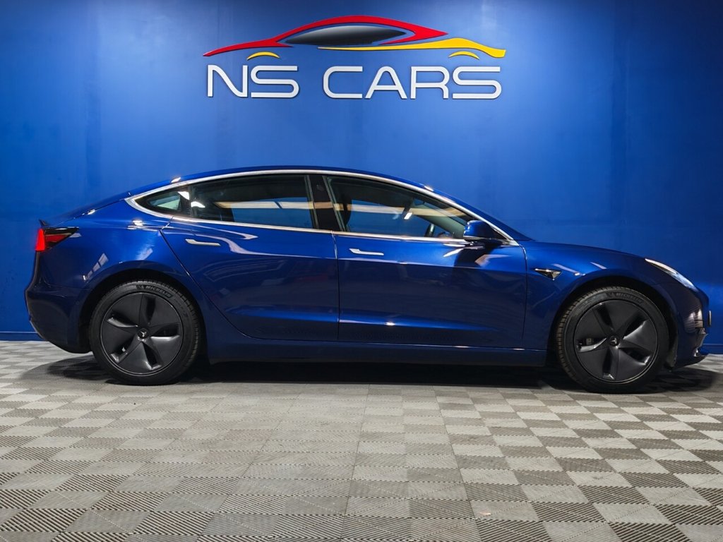 Used Tesla Model 3 2019 for sale - 76973685: Photo 2