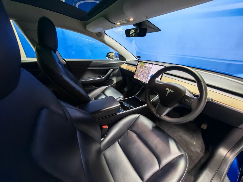 Used Tesla Model 3 2019 for sale - 76973685: Photo 37