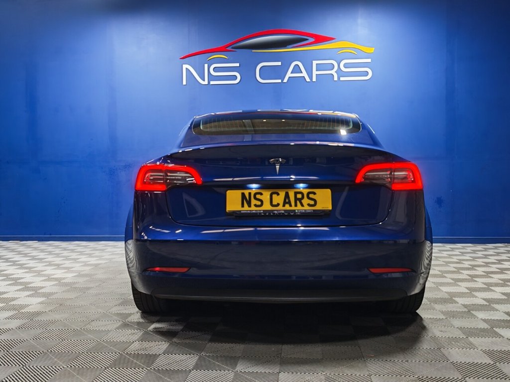 Used Tesla Model 3 2019 for sale - 76973685: Photo 4