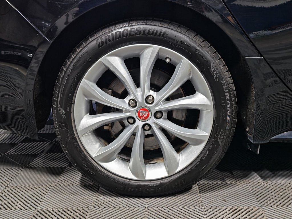 Used Jaguar XF 2019 for sale - 76792309: Photo 11