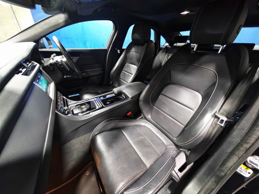 Used Jaguar XF 2019 for sale - 76792309: Photo 37