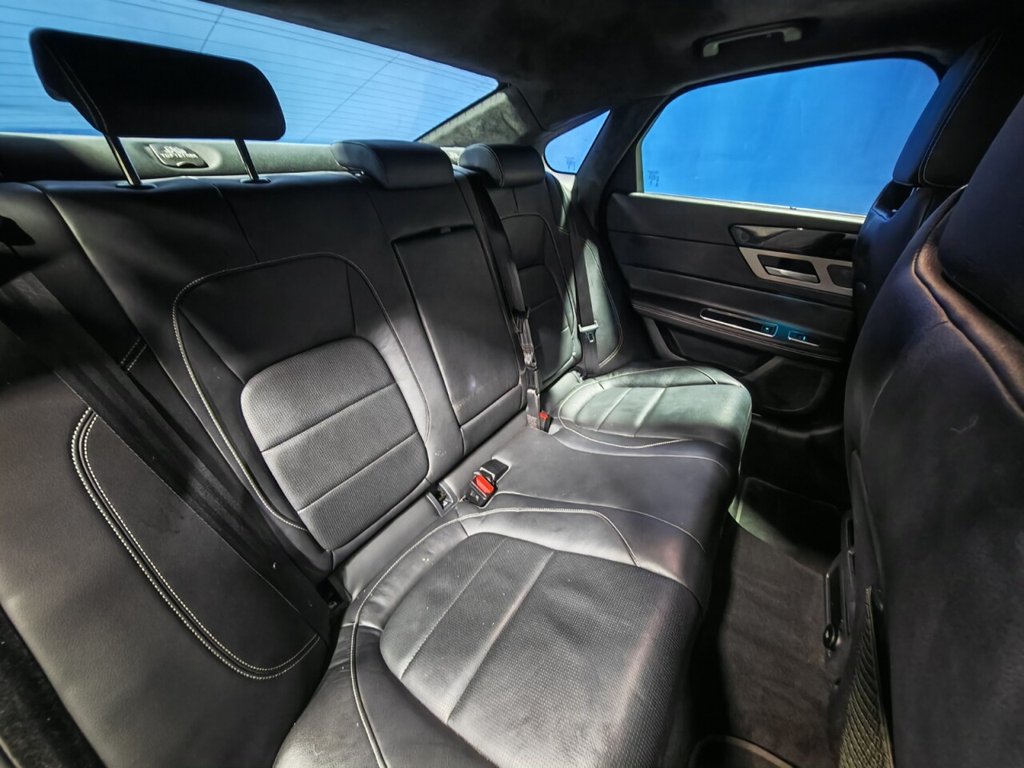 Used Jaguar XF 2019 for sale - 76792309: Photo 42