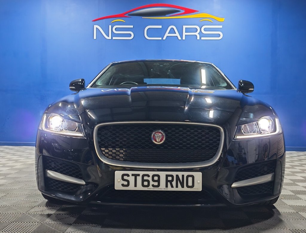 Used Jaguar XF 2019 for sale - 76792309: Photo 8