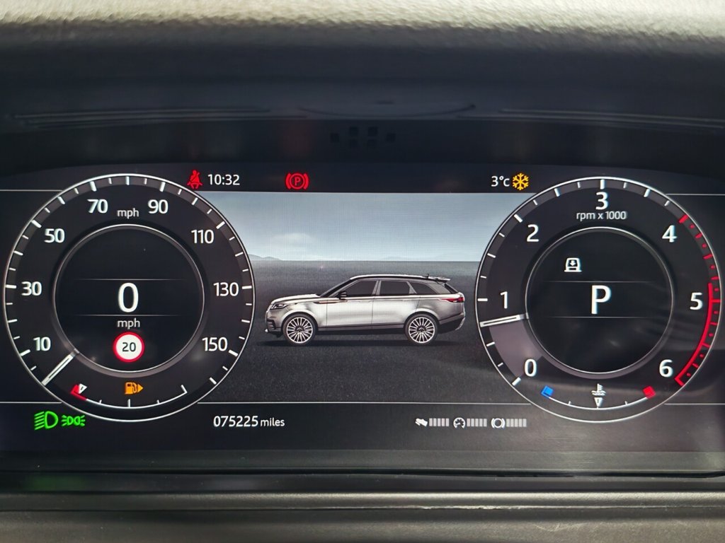 Used Land Rover Range Rover Velar 2017 for sale - 76792125: Photo 34