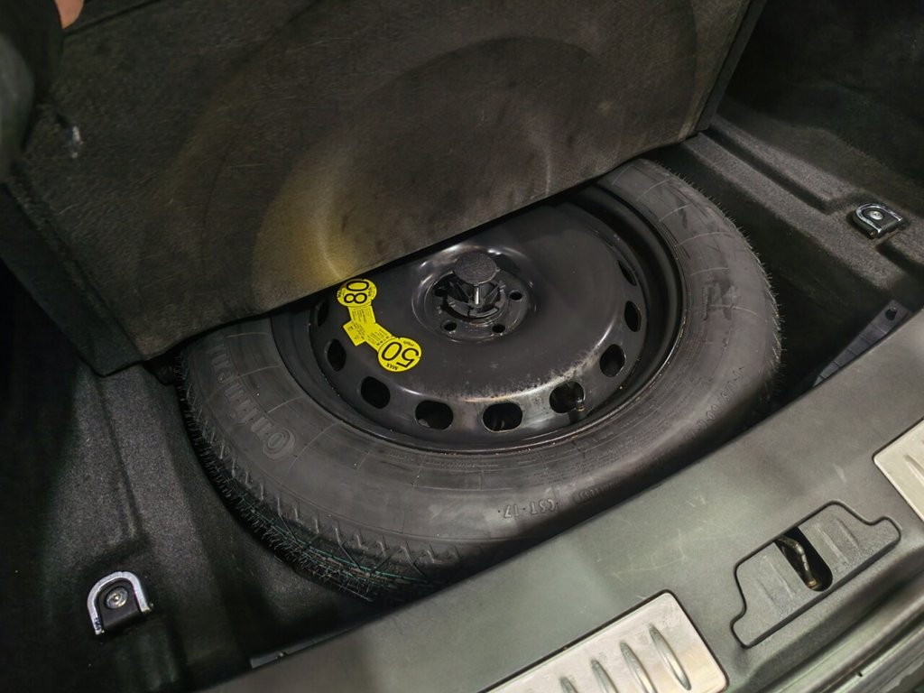 Used Land Rover Range Rover Velar 2017 for sale - 76792125: Photo 35