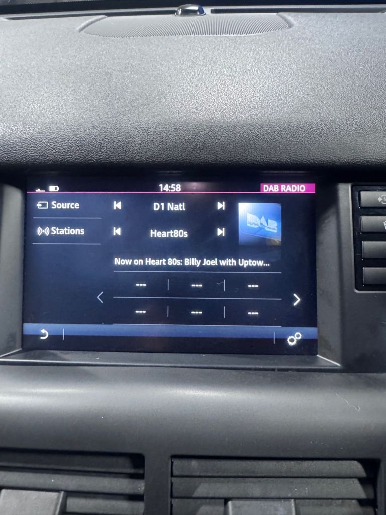 Used Land Rover Discovery Sport 2017 for sale - 77313195: Photo 20