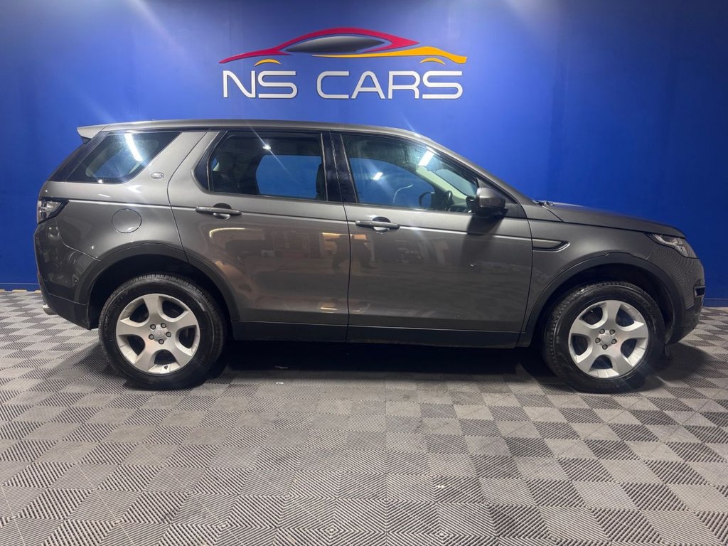 Used Land Rover Discovery Sport 2017 for sale - 77313195: Photo 5