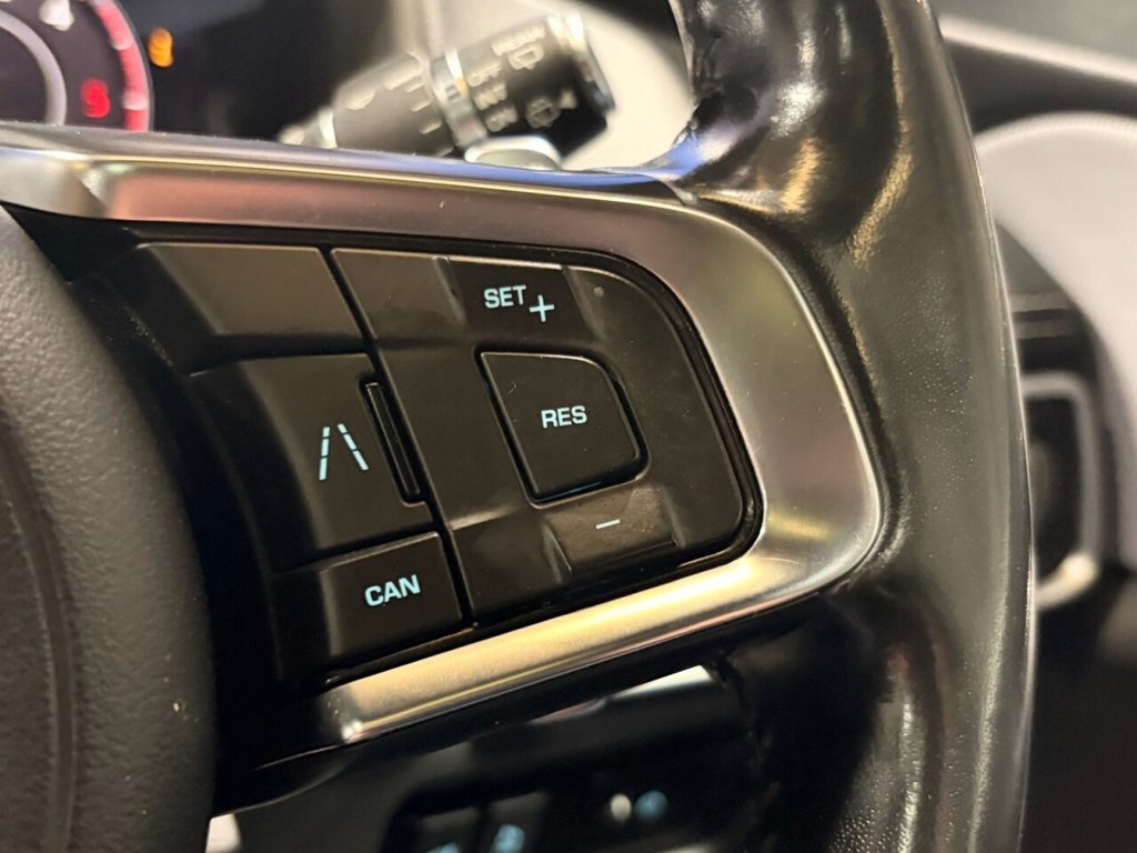 Used Jaguar F-Pace 2019 for sale - 76510027: Photo 18