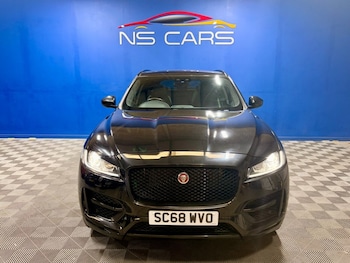 Used Jaguar F-Pace 2019 for sale - 76510027: Photo