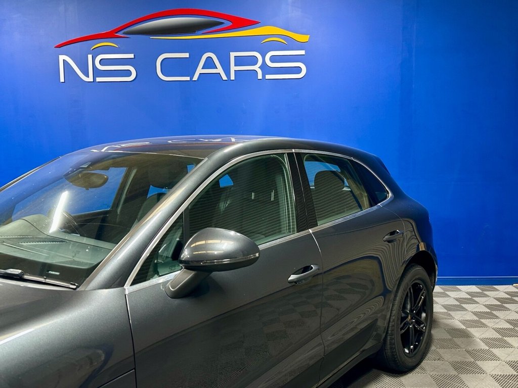 Used Porsche Macan 2017 for sale - 76286073: Photo 36