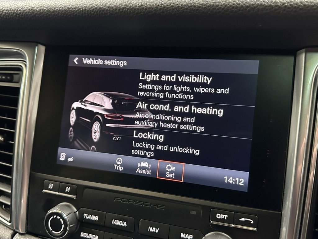 Used Porsche Macan 2017 for sale - 76286073: Photo 46