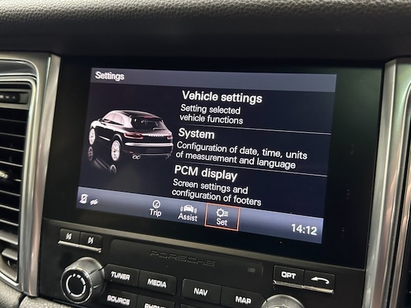 Used Porsche Macan 2017 for sale - 76286073: Photo 47