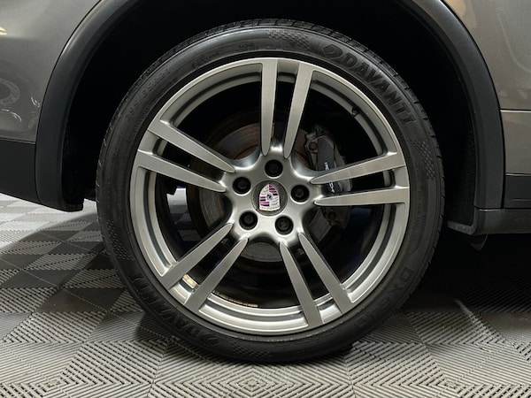 Used Porsche Cayenne 2014 for sale - 75015287: Photo 12
