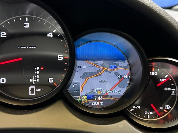 Used Porsche Cayenne 2014 for sale - 75015287: Photo 22