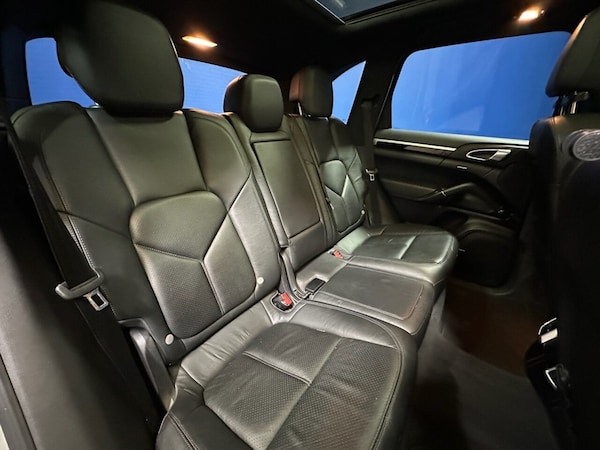 Used Porsche Cayenne 2014 for sale - 75015287: Photo 36