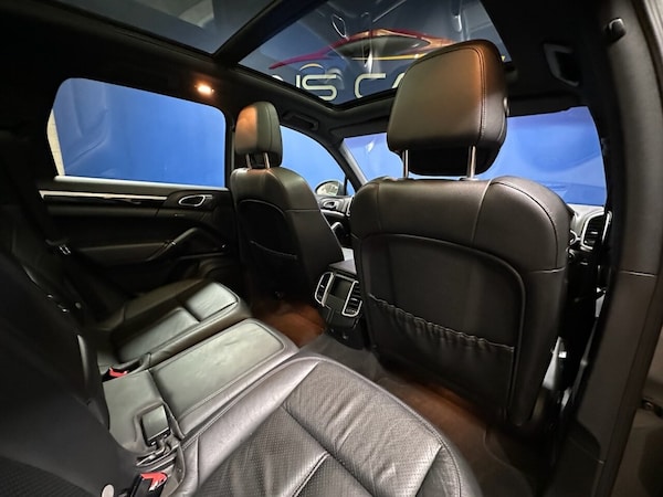 Used Porsche Cayenne 2014 for sale - 75015287: Photo 40