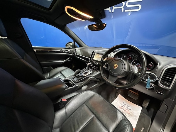 Used Porsche Cayenne 2014 for sale - 75015287: Photo 41