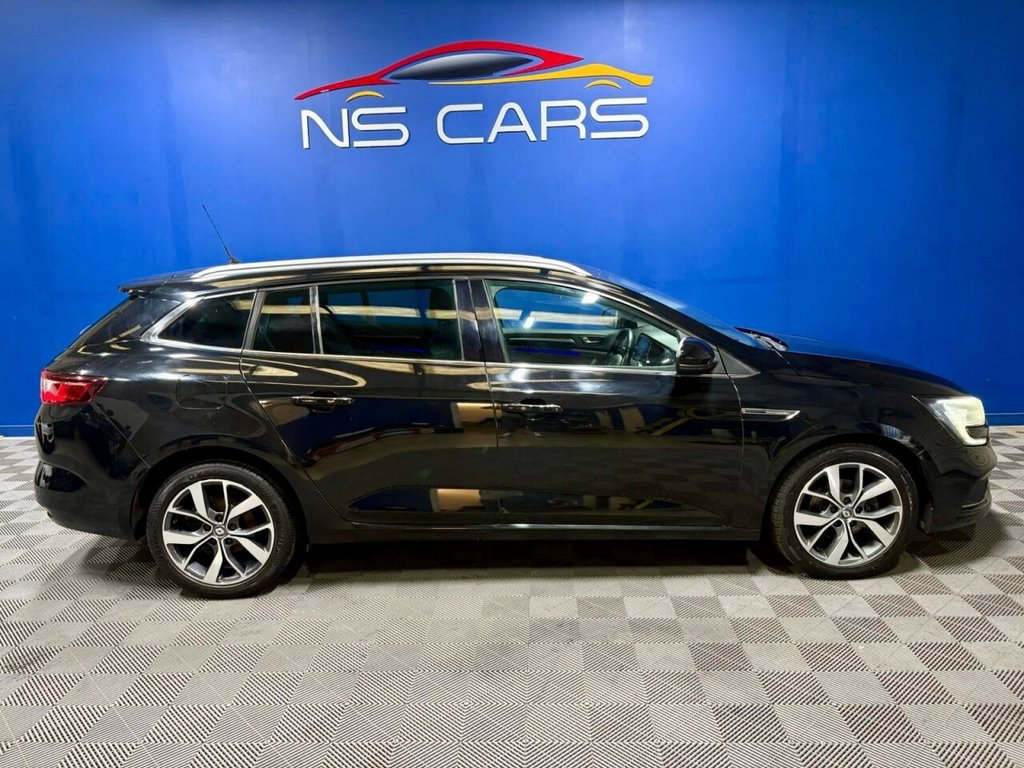 Used Renault Megane 2017 for sale - 76202888: Photo 23