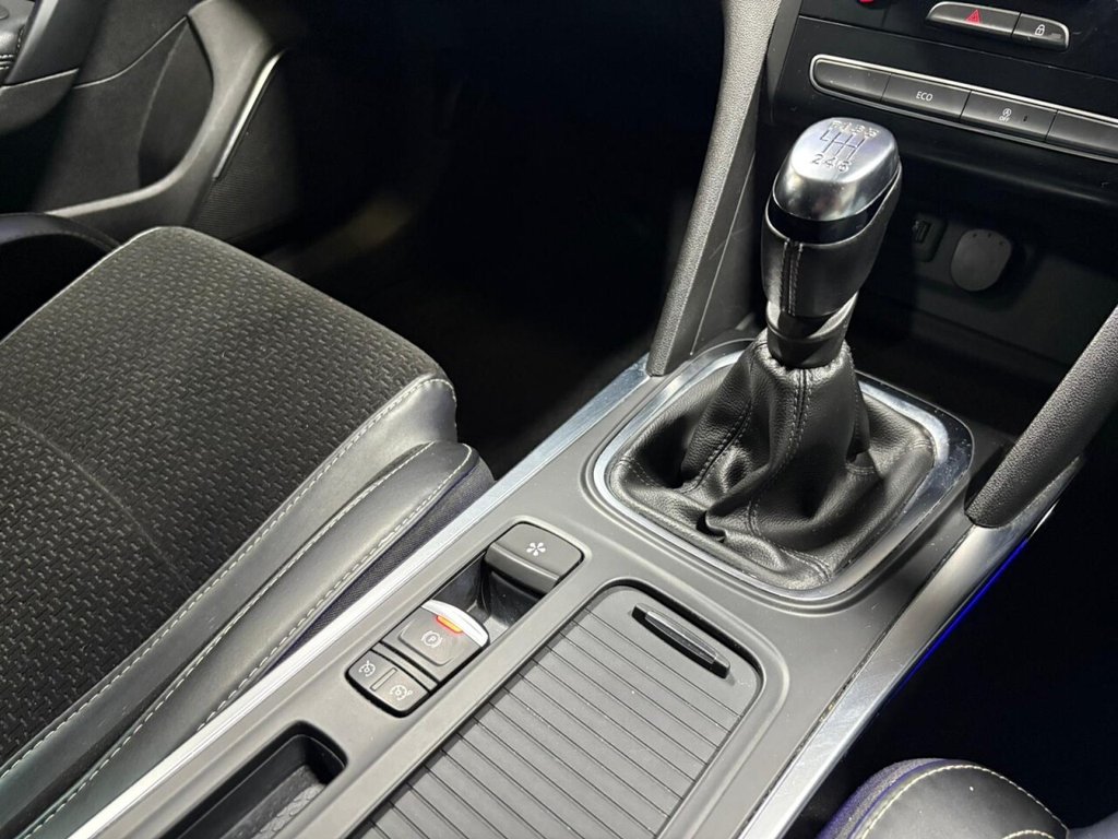 Used Renault Megane 2017 for sale - 76202888: Photo 33