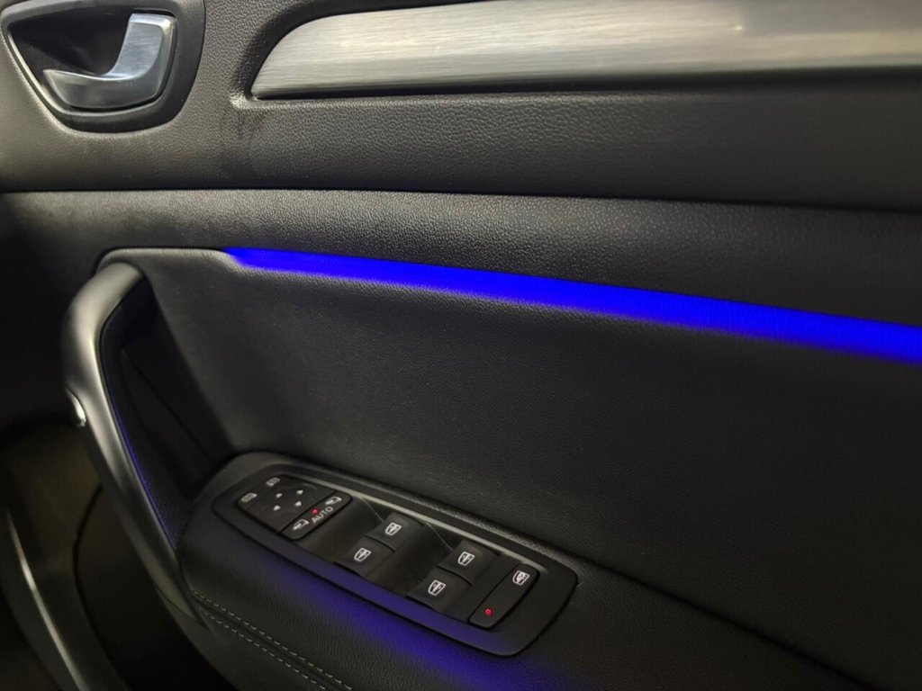 Used Renault Megane 2017 for sale - 76202888: Photo 39