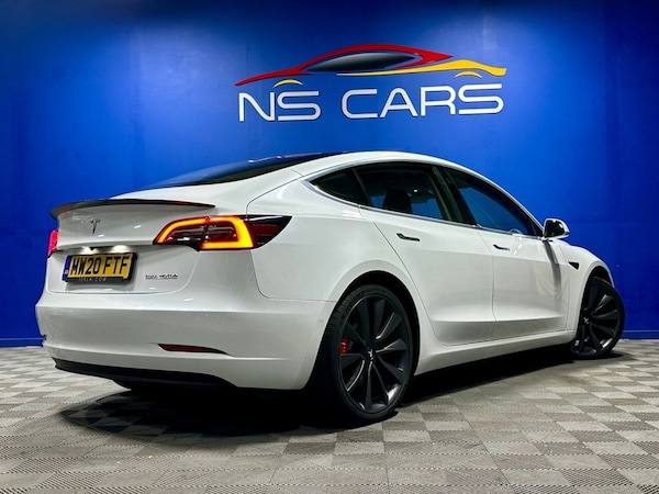 Used Tesla Model 3 2020 for sale - 76274038: Photo 3