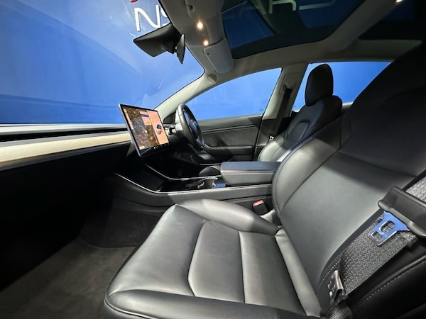 Used Tesla Model 3 2020 for sale - 76274038: Photo 42