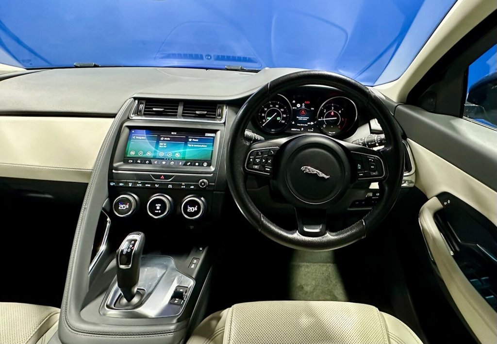 Used Jaguar E-Pace 2019 for sale - 76372576: Photo 13