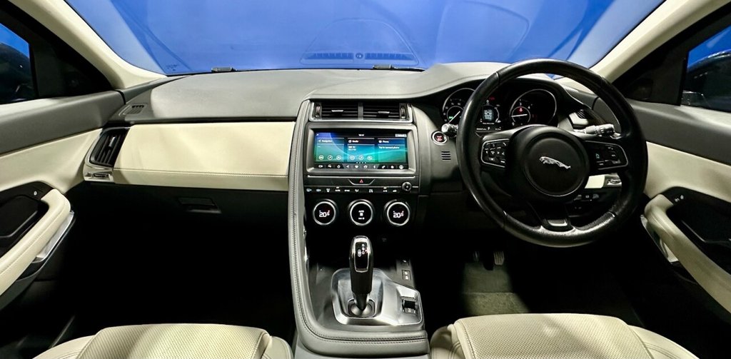 Used Jaguar E-Pace 2019 for sale - 76372576: Photo 14