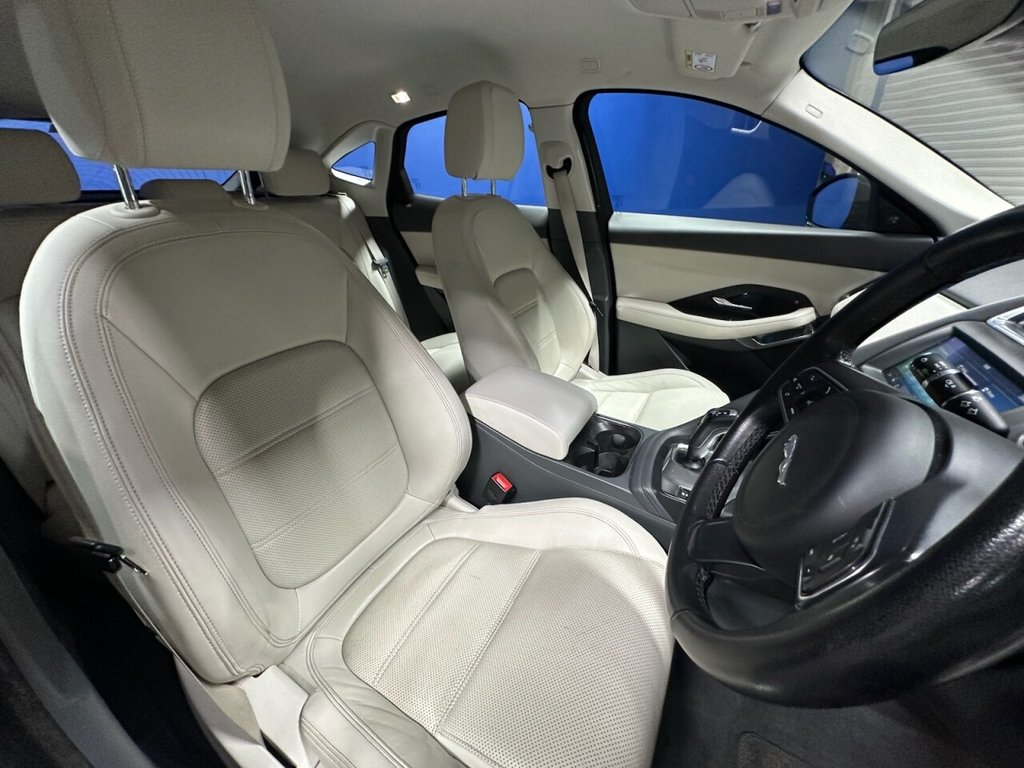 Used Jaguar E-Pace 2019 for sale - 76372576: Photo 15