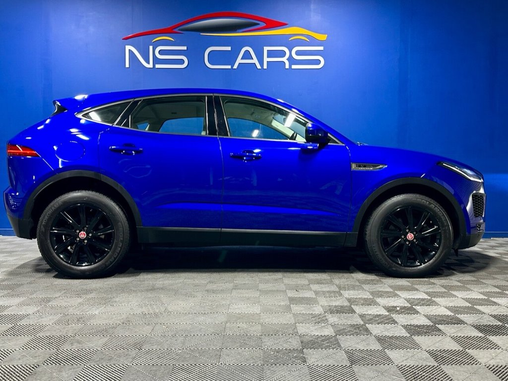 Used Jaguar E-Pace 2019 for sale - 76372576: Photo 2